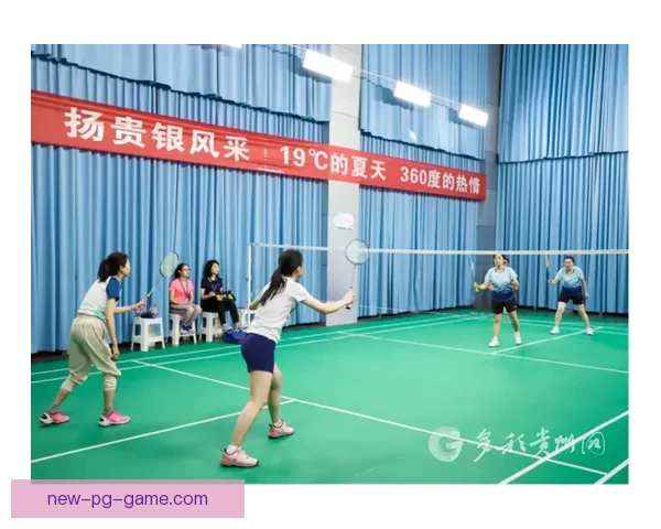 精彩纷呈!羽毛球比赛精彩对决,一触即发! 精彩纷呈!羽毛球比赛精彩对决,一触即发!